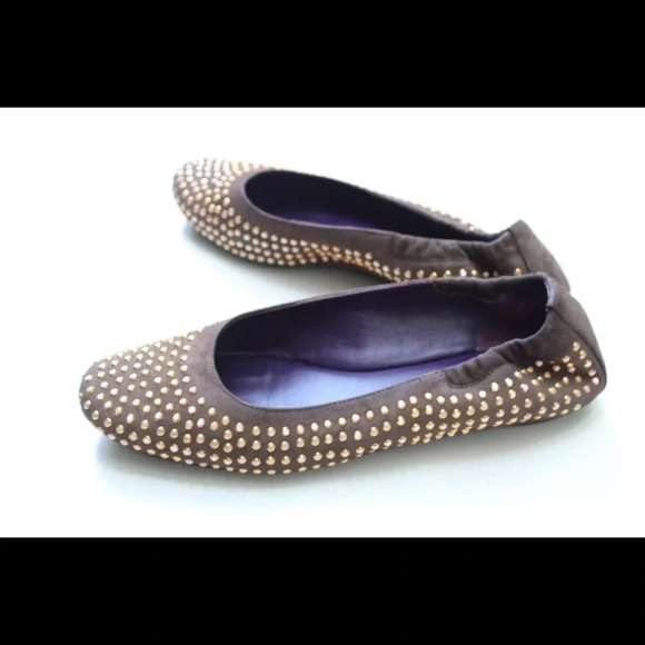 VanEli flats - Picture 5 of 7